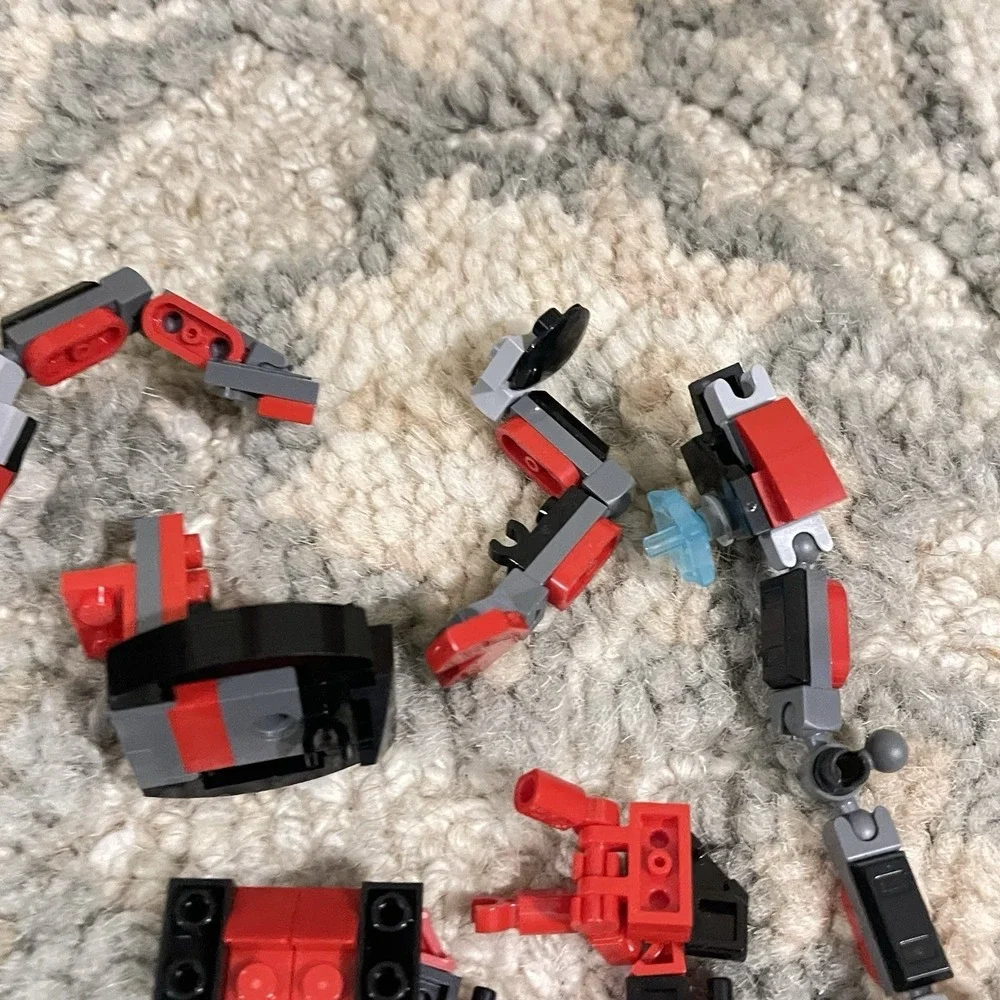 LEGO Marvel Spider-Man Miles Morales Mech Armor 76171 Incomplete For Parts - Picture 4 of 5